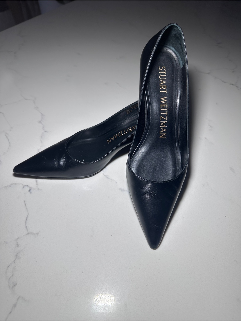 Stuart Weitzman | Black Leather Pointed Pumps